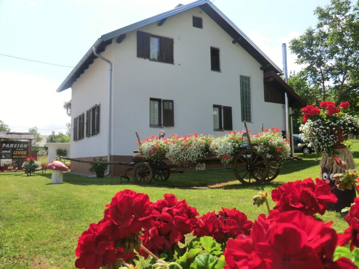 Hotel Pansion Izvor Korenica Exterior foto